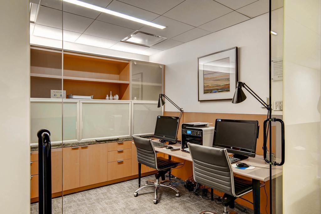 Bluebird Suites at Penn Quarter Washington Extérieur photo